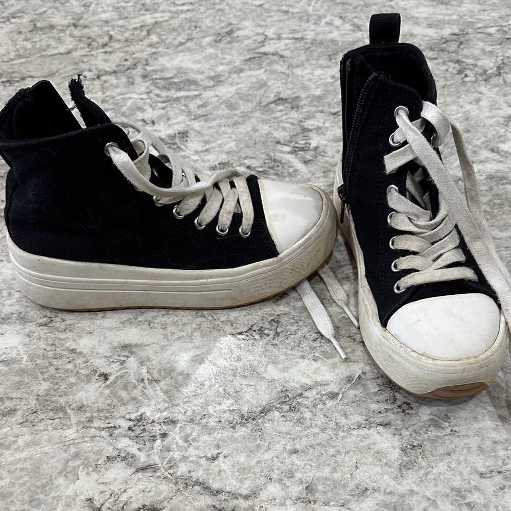 Art Class Black and White High-Tops